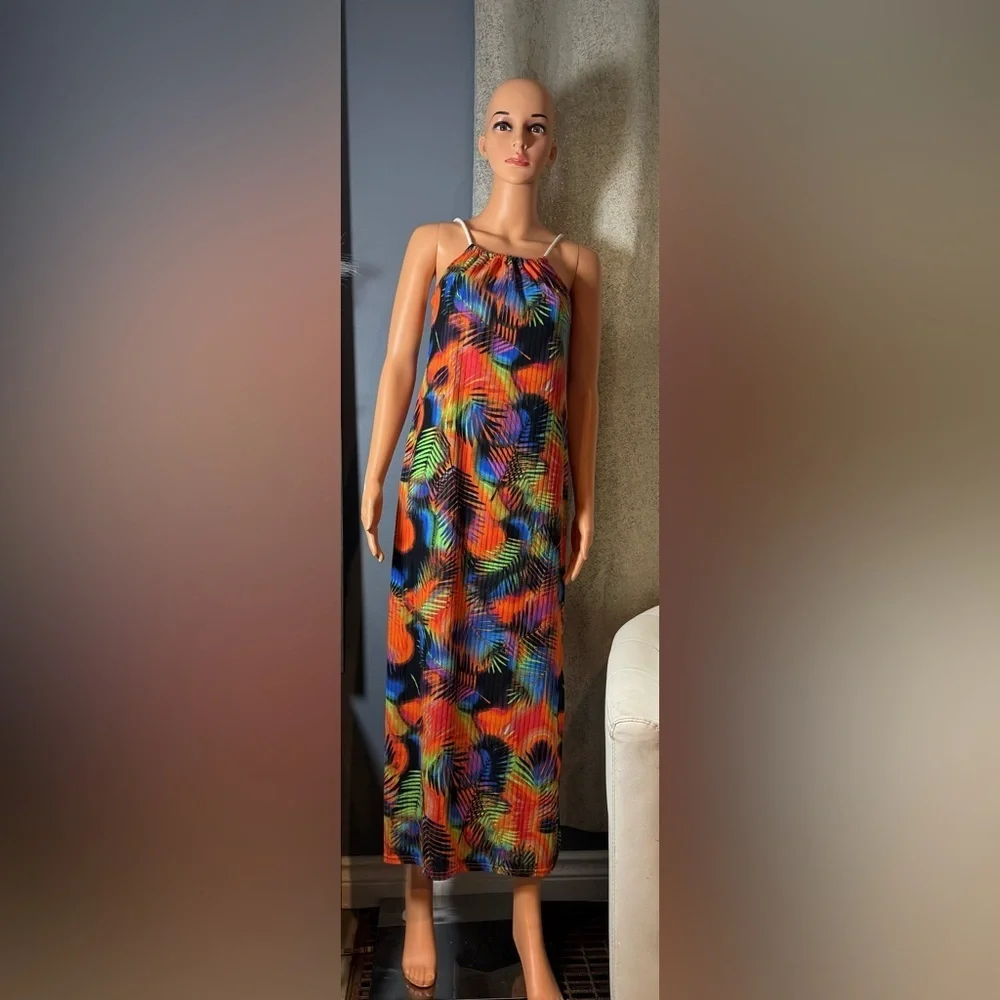 Love Red and Blue Sleeveless Maxi Dress with Slit - Picture 6 of 8